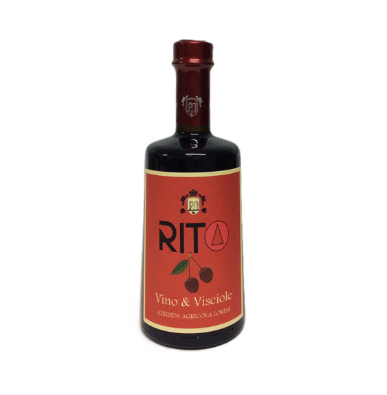Il Vino di Visciola nasce dalla fermentazione naturale delle visciole (amarene selvatiche) e dello zucchero insieme al vino rosso montepulciano.