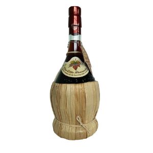 Vino Cotto Stravecchio in fiaschetto dell’Azienda Agricola Lorese di Loro Piceno
